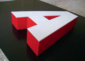 Lettre face et chant plexis